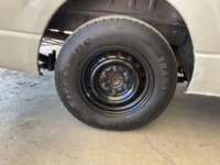 Toyota Hiace 2015  2015 Toyota Hiace Venta Llantas 7