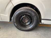 Toyota Hiace 2015  2015 Toyota Hiace Venta Llantas 10