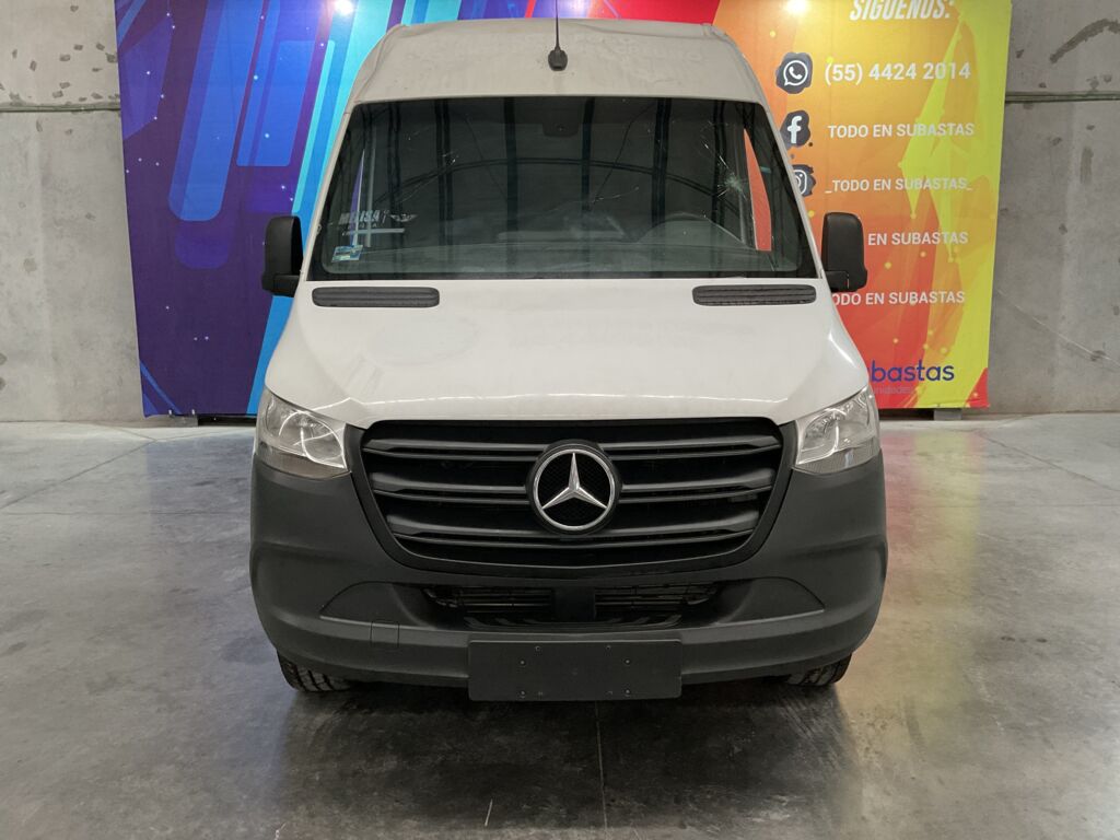 Mercedes-Benz Sprinter 2021 5p 311 Corta Básico A/A L4/2.14/TDI Man 2021 Mercedes-Benz Sprinter Venta Exteriores 2
