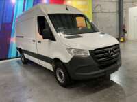 Mercedes-Benz Sprinter 2021 5p 311 Corta Básico A/A L4/2.14/TDI Man 2021 Mercedes-Benz Sprinter Venta Exteriores 3