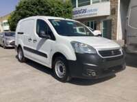Peugeot Partner 2019 5p L4/1.6/T Diesel Man       2019 Peugeot Partner Venta Exteriores 3