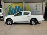 Mitsubishi L200 2022 4p GLX Doble Cabina L4/2.4 Man 2022 Mitsubishi L200 Venta Exteriores 8