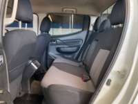 Mitsubishi L200 2022 4p GLX Doble Cabina L4/2.4 Man 2022 Mitsubishi L200 Venta Interiores 17
