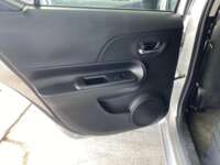 Toyota Prius 2019  2019 Toyota Prius Venta Interiores 19