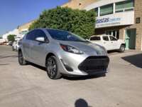 Toyota Prius 2019 5p C Hibrido L4/1.5/Aut 2019 Toyota Prius Venta Exteriores 3