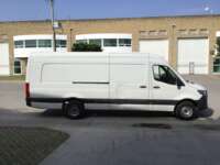 Mercedes-Benz Sprinter 2021 5p 516 Extra Larga A/A Toldo Alto L4/2.14/TDI Man 2021 Mercedes-Benz Sprinter Venta Exteriores 4