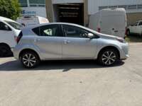 Toyota Prius 2020 5p C Híbrido L4/1.5 Aut  2020 Toyota Prius Venta Exteriores 4