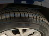 Nissan V-Drive 2021 4p L4/1.6 Man     IMG_5448