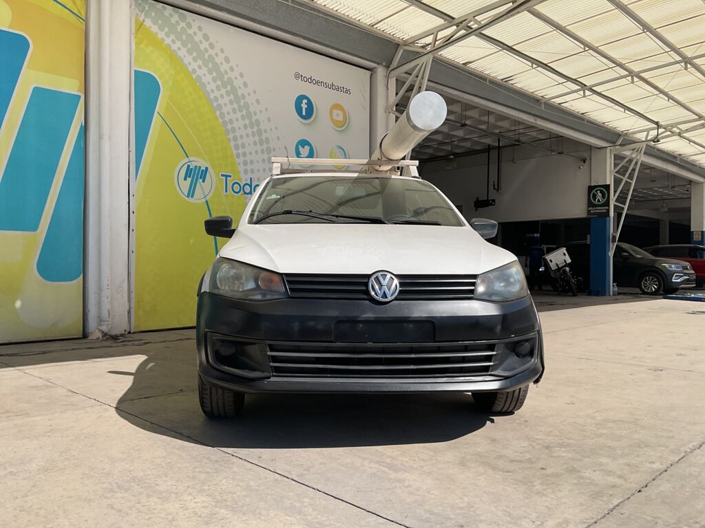 Volkswagen Saveiro 2015 2p Startline L4/1.6 Man A/A 2015 Volkswagen Saveiro Venta Exteriores 2