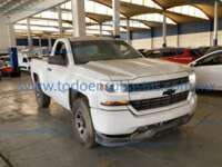 Chevrolet Silverado 2018 2p LS Cabina Regular V8/5.3 Aut 4X4 2018 Chevrolet Silverado 2500 Ingreso Exteriores 2