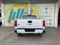 Chevrolet Silverado 2018 2p LS Cabina Regular V8/5.3 Aut 4X4 2018 Chevrolet Silverado Venta Exteriores 6