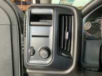 Chevrolet Silverado 2018 2p LS Cabina Regular V8/5.3 Aut 4X4 2018 Chevrolet Silverado Venta Interiores 5