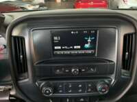 Chevrolet Silverado 2018 2p LS Cabina Regular V8/5.3 Aut 4X4 2018 Chevrolet Silverado Venta Interiores 7