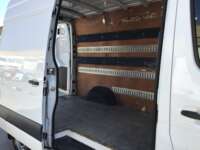 Mercedes-Benz Sprinter 2021 5p 311 Mediana Básico L4/2.14/TDI Man 2021 Mercedes-Benz Sprinter Venta Cajuela 4