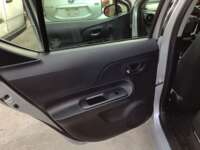 Toyota Prius 2019 5p C Hibrido L4/1.5/Aut 2019 Toyota Prius Venta Interiores 20