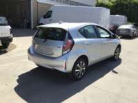 Toyota Prius 2019 5p C Hibrido L4/1.5/Aut 2019 Toyota Prius Venta Exteriores 5