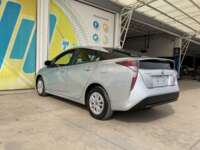 Toyota Prius 2017 5p Base Hibrido L4/1.8 Aut 2017 Toyota Prius Venta Exteriores 7