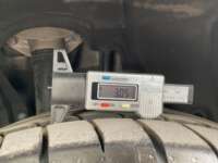 Toyota Prius 2017 5p Base Hibrido L4/1.8 Aut 2017 Toyota Prius Venta Llantas 6