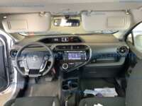 Toyota Prius 2021 5p C Híbrido L4/1.5 Aut 2021 Toyota Prius Ingreso Interiores 23