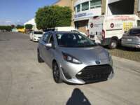 Toyota Prius 2019 5p C Hibrido L4/1.5/Aut 2019 Toyota Prius Venta Exteriores 3