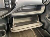 Toyota Prius 2018 5p C Híbrido L4/1.5 Aut 2018 Toyota Prius Venta Interiores 19