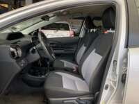 Toyota Prius 2018 5p C Híbrido L4/1.5 Aut 2018 Toyota Prius Venta Interiores 21