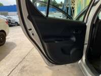 Toyota Prius 2018 5p C Híbrido L4/1.5 Aut 2018 Toyota Prius Venta Interiores 22