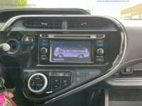 Toyota Prius 2019 5p C Hibrido L4/1.5/Aut 2019 Toyota Prius Ingreso Interiores 15