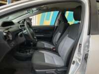 Toyota Prius 2019 5p C Hibrido L4/1.5/Aut 2019 Toyota Prius Venta Interiores 21