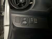 Toyota Prius 2019 5p C Hibrido L4/1.5/Aut 2019 Toyota Prius Venta Interiores 5