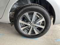 Toyota Prius 2019 5p C Hibrido L4/1.5/Aut 2019 Toyota Prius Venta Llantas 4