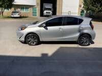 Toyota Prius 2019 5p C Hibrido L4/1.5/Aut 2019 Toyota Prius Venta Exteriores 8