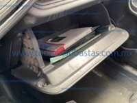 Toyota Prius 2019 5p C Hibrido L4/1.5/Aut 2019 Toyota Prius Ingreso Interiores 15