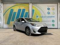 Toyota Prius 2019 5p C Hibrido L4/1.5/Aut 2019 Toyota Prius Venta Exteriores 3