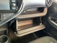 Toyota Prius 2019 5p C Hibrido L4/1.5/Aut 2019 Toyota Prius Venta Interiores 19