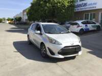 Toyota Prius 2019 5p C Hibrido L4/1.5/Aut 2019 Toyota Prius Venta Exteriores 3