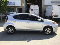 Toyota Prius 2019 5p C Hibrido L4/1.5/Aut 2019 Toyota Prius Venta Exteriores 4