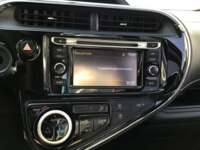 Toyota Prius 2019 5p C Hibrido L4/1.5/Aut 2019 Toyota Prius Venta Interiores 7