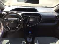 Toyota Prius 2019 5p C Hibrido L4/1.5/Aut 2019 Toyota Prius Venta Interiores 4