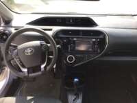 Toyota Prius 2019 5p C Hibrido L4/1.5/Aut 2019 Toyota Prius Venta Interiores 4