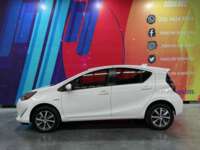 Toyota Prius 2021 5p Base Hibrido L4/1.8 Aut 2021 Toyota Prius Venta Exteriores 4