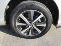 Toyota Prius 2019  2019 Toyota Prius Venta Llantas 1