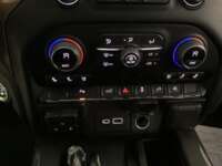 Chevrolet Cheyenne 2022 4p High Country LTZ Doble Cabina V8/6.2 Aut 4X4  IMG_8579