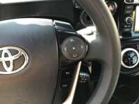 Toyota Prius 2019 5p C Hibrido L4/1.5/Aut 2019 Toyota Prius Venta Interiores 6