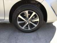 Toyota Prius 2019 5p C Hibrido L4/1.5/Aut 2019 Toyota Prius Venta Llantas 1