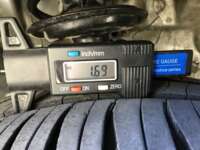 Toyota Prius 2019 5p C Hibrido L4/1.5/Aut 2019 Toyota Prius Venta Llantas 3