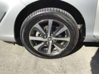 Toyota Prius 2019 5p C Hibrido L4/1.5/Aut 2019 Toyota Prius Venta Llantas 10