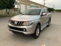 Mitsubishi L200 2019 4p Doble Cabina L4/2.5/T Diesel Man 4X4 2019 Mitsubishi L200 Venta Exteriores 1