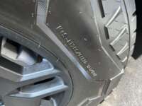 Tesla Cybertruck 2024  2024 Tesla Cybertruck Venta Llantas 6