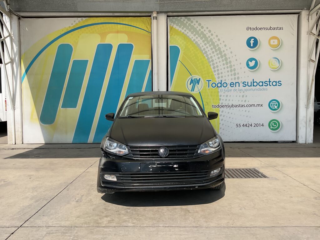 Volkswagen Vento 2019 4p Highline L4/1.6 Tiptronic 2019 Volkswagen Vento Venta Exteriores 2